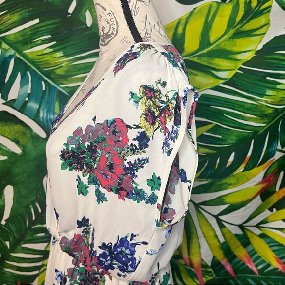 Eclair Large Semi Sheer Surplice Elastic Waist Flowy Spring Summer Church Dress - Picture 4 of 12